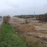 2024_10_29_Roboty ziemne w obrębie obiektu nr 4, formowanie nasypu, km 9+650 (2)