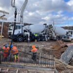 2024_11_21 Betonowanie fundamentu muru oporowego S1 przepustu nr 10