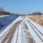 2025_02_18 Widok ogólny - trasa główna, km 12+800, miejscowość Rataje (3)