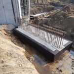 2025_03_12 Izocja cienka ławy fundamentowej ściany oporowej S4 obiektu PZDs-4