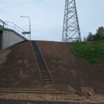 2025_09_24 Humusowanie stożków przy obiekcie WD-5