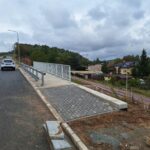 2025_10_07 Wykonanie chodników z kostki betonowej na dojściach do obiektu WD-11