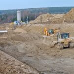 2025_11_14 Roboty ziemne, wykonywanie matraca - zjawiska krasowe, km 6+850