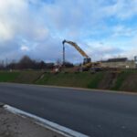 2025_11_18 Wiercenie pali pod ekran akustyczny E2L w km 10+250