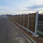 2025_12_16 Ekran przeciwolśnieniowy na dojazdach do obiektu PZDs-4