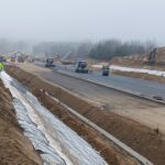 2025_12_18 Widok ogólny na roboty bitumiczne, km 6+800