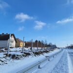2026_01_27 montaż słupów ekranu akustycznego E1L km 9+500