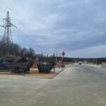 2026_03_16 Montaż lamp oświetleniowowych na skrzyżowaniu 1.1